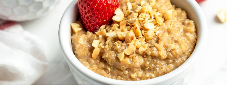 Quinoa PB Breakfast Bowl